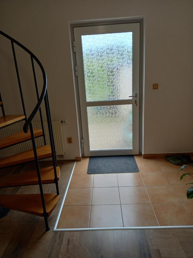 Apartmán U Jakuba Dvůr Králové nad Labem Exterior foto
