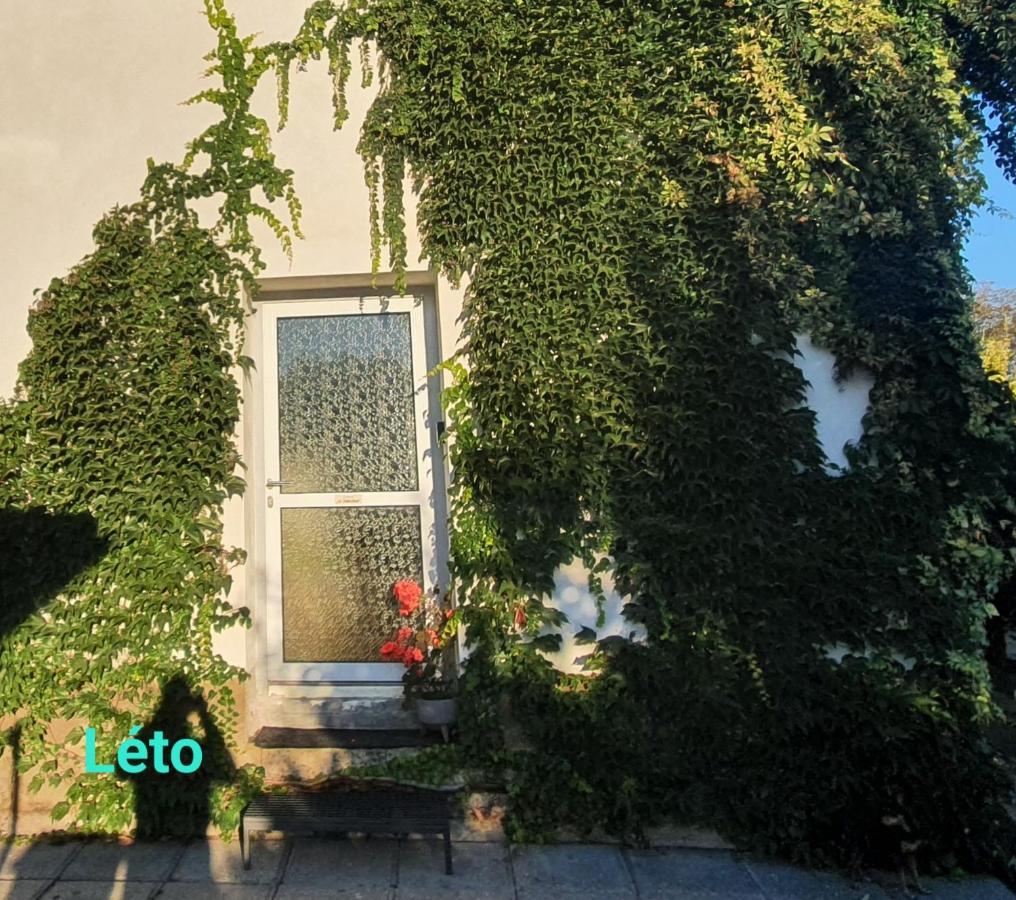 Apartmán U Jakuba Dvůr Králové nad Labem Exterior foto